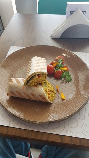Scrambled chapati wrap at Thalatheen  in Doha