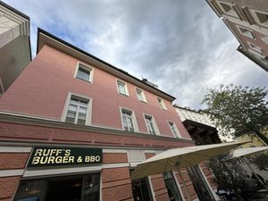 store front  at Ruff's Burger in Passau