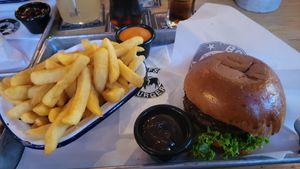  at Ruff's Burger in Passau