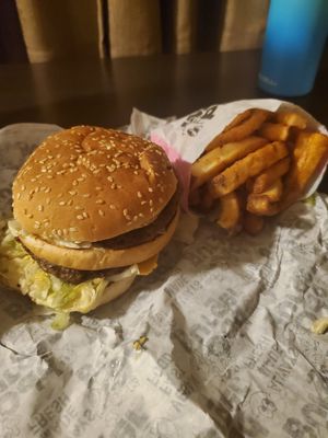 Famous Burger & Fries at Odd Burger in London
