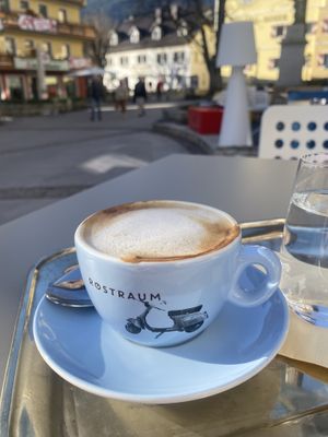 Cappuccino mit Hafermilch at Hotel Blü in Bad Hofgastein