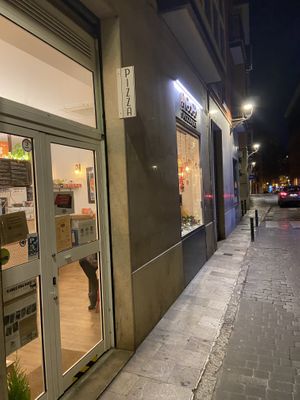 Entrance, Restaurant from outside  at A GoGò Pizzabar in Mallorca