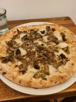 Vegan pizza of the month at A GoGò Pizzabar in Mallorca