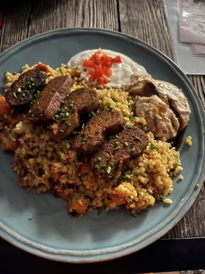 Veganes Sucuk mit Gemüsebulgar  at Tiny Soul Cafe & Deli in Kochel Am See