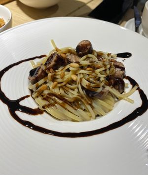 Balsamic cheese sausage linguine at Root Vegan - 本原純素 in Hong Kong Island