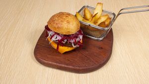 Tofu and Omnipork Burger #Veganuary at Root Vegan - 本原純素 in Hong Kong Island