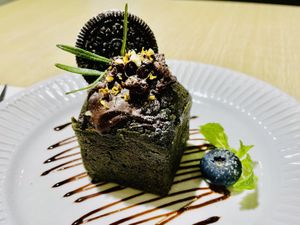 Matcha cake  at Root Vegan - 本原純素 in Hong Kong Island