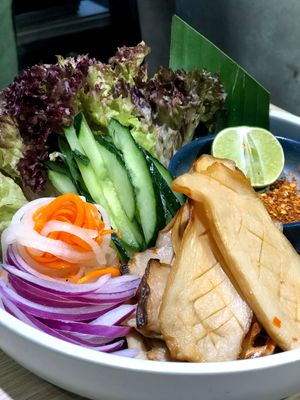 Grilled Oyster Mushroom Lettuce Wrap at Root Vegan - 本原純素 in Hong Kong Island
