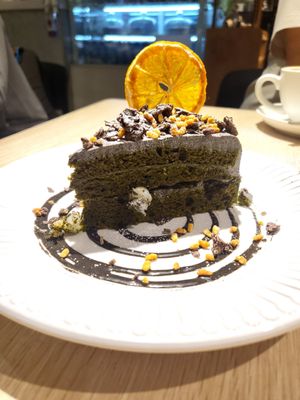 Sesame matcha mochi cake, so good at Root Vegan - 本原純素 in Hong Kong Island