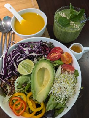 Rainbow avocado salad as a set with smoothie and soup at Root Vegan - 本原純素 in Hong Kong Island