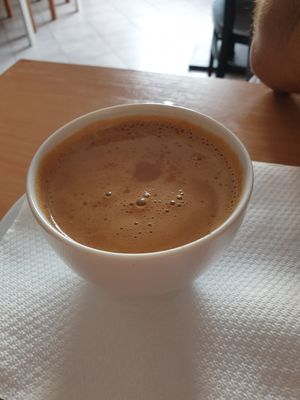 Tea with milk and spices at Everest in Znojmo