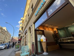 front  at Katchi Ice Cream - Hackescher Markt in Berlin