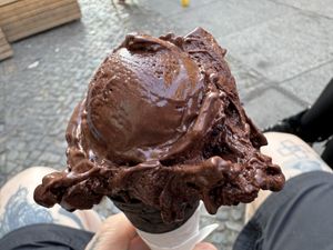 willi wo ka triple chocolate  at Katchi Ice Cream - Hackescher Markt in Berlin