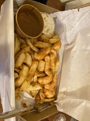Scampi, chips, curry sauce, tartare sauce at Sea & Earth in Nottingham