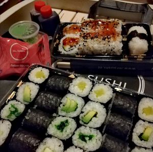 Both dishes with the fortune cookie, ginger, wasabi and soy sauces #Veganuary at Mr Sushi in Groningen