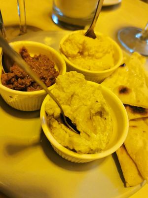 Vegan patés trio at Lola bar Conil in Conil De La Frontera