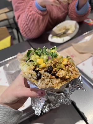 Tbh they didn’t add enough guac to justify $3.50 charge!   at Cuchara - SFC in Seoul