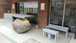 exterior of location - seating & standing outdoors at Perlen - 펠른 in Seoul