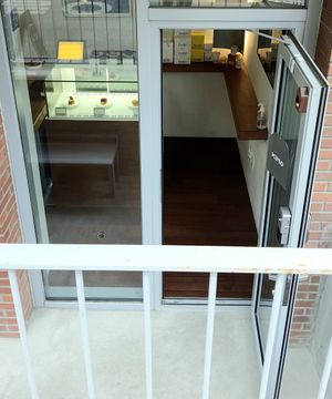 entrance of location - no seating indoors at Perlen - 펠른 in Seoul