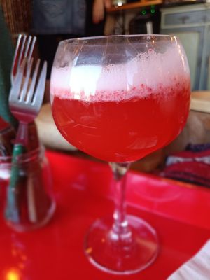 Limonada de morango at Roots in Aljezur