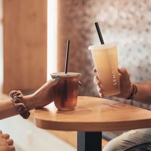 Vous pouvez amener votre propre contenant at Lemoncha in Nyon