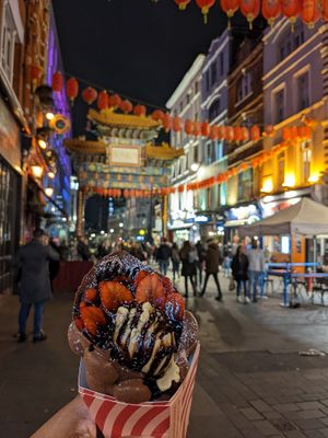 Delicious vegan waffle. Highly recommend the pistachio sorbet with strawberries and chocolate sauce ✨ #Veganuary at Bubblewrap Waffle in London