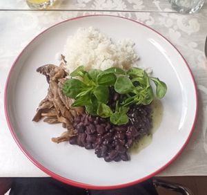 Ropa vieja cubana at Hazme Vegano in Barcelona