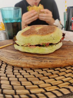 Vegan bifana at 8100 Café in Loule