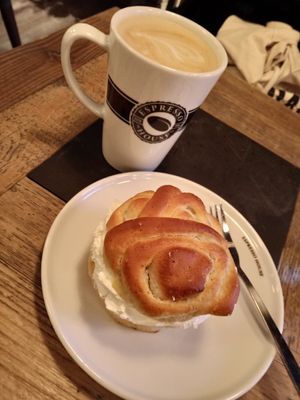 Fastelavnsnurr vegan! at Espresso House in Trondheim