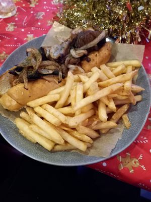 Vegan Hot Dog! at Emma's Diner in Whitby