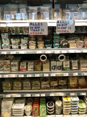 Everything here is vegan says the sign at Bio Kleiweg in Rotterdam