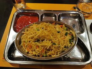 Vegetable Hakka Noodles at Krishna Vilas in Luxembourg City