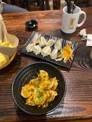 Veg dumplings + spicy at Life Cafe @ Padungan in Kuching