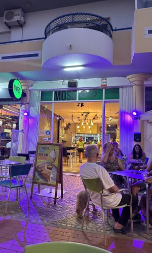   at Moss in Sao Bras De Alportel