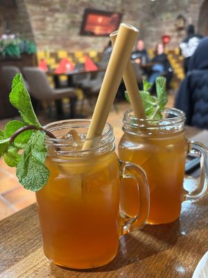 Jasmin Eistee mit Granatapfel at Loi Xua in Speyer