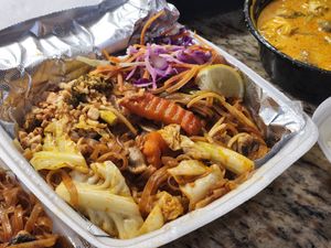 Vegan pad thai at Phuket I'm Vegan in Murrieta