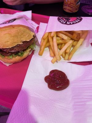   at VEGAN FOX in Buenos Aires