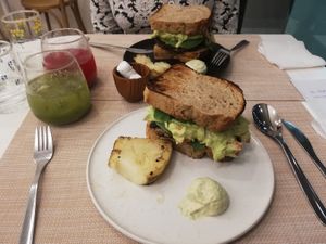 Healthy burger ;) at Veggies - 베지스 in Seoul