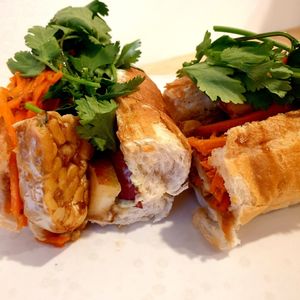 tempeh sandwich at Veggies - 베지스 in Seoul