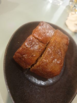 Banana bread 6/10 small serving size at Veggies - 베지스 in Seoul