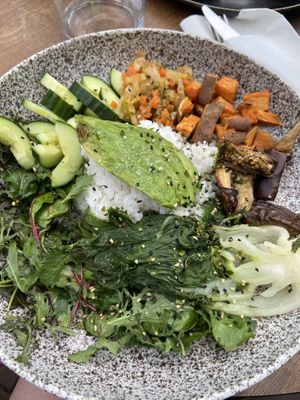 Asian bowl  at Thibeau in Nijmegen