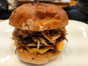 mushroom burger with beyond meat patty at Loving Hut - Yeoksam Branch 러빙헛 서울 역삼점 in Seoul