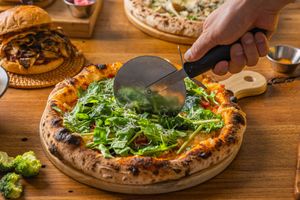 Vegan Rucola Pizza at Loving Hut - Yeoksam Branch 러빙헛 서울 역삼점 in Seoul