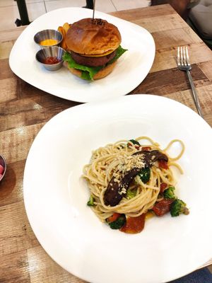  at Loving Hut - Yeoksam Branch 러빙헛 서울 역삼점 in Seoul