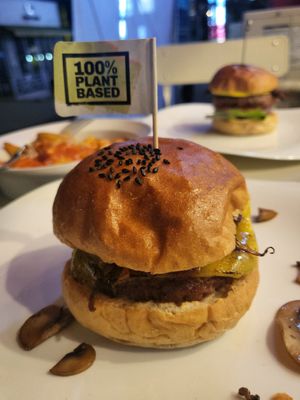  at Loving Hut - Yeoksam Branch 러빙헛 서울 역삼점 in Seoul