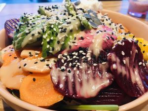 Rainbow bowl  at Fräulein Nimmersatt in Berlin