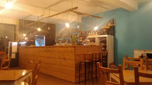 Muito acolhedor e temático. at Bar O'Trancador in Lajes Das Flores