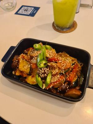 Asia pasta at BUNT Bistro in Cluj-napoca