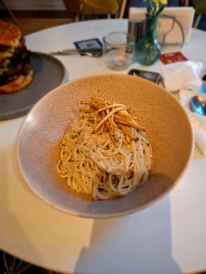 The best vegan carbonara in the world at BUNT Bistro in Cluj-napoca