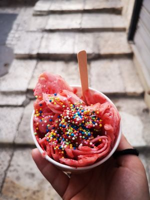 Vegan strawbery rolls at Roll & Chill in Valletta